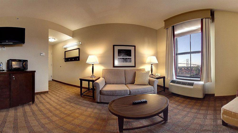 Holiday Inn Savannah Historic District By Ihg Ngoại thất bức ảnh
