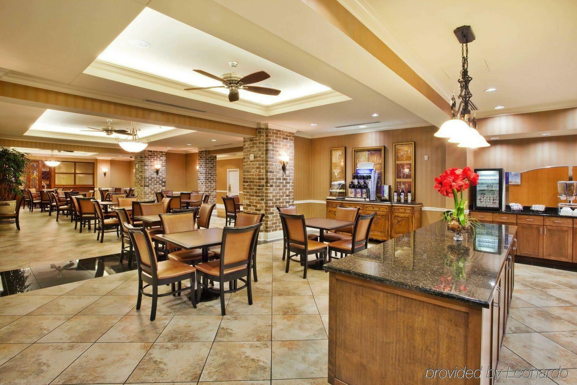 Holiday Inn Savannah Historic District By Ihg Ngoại thất bức ảnh