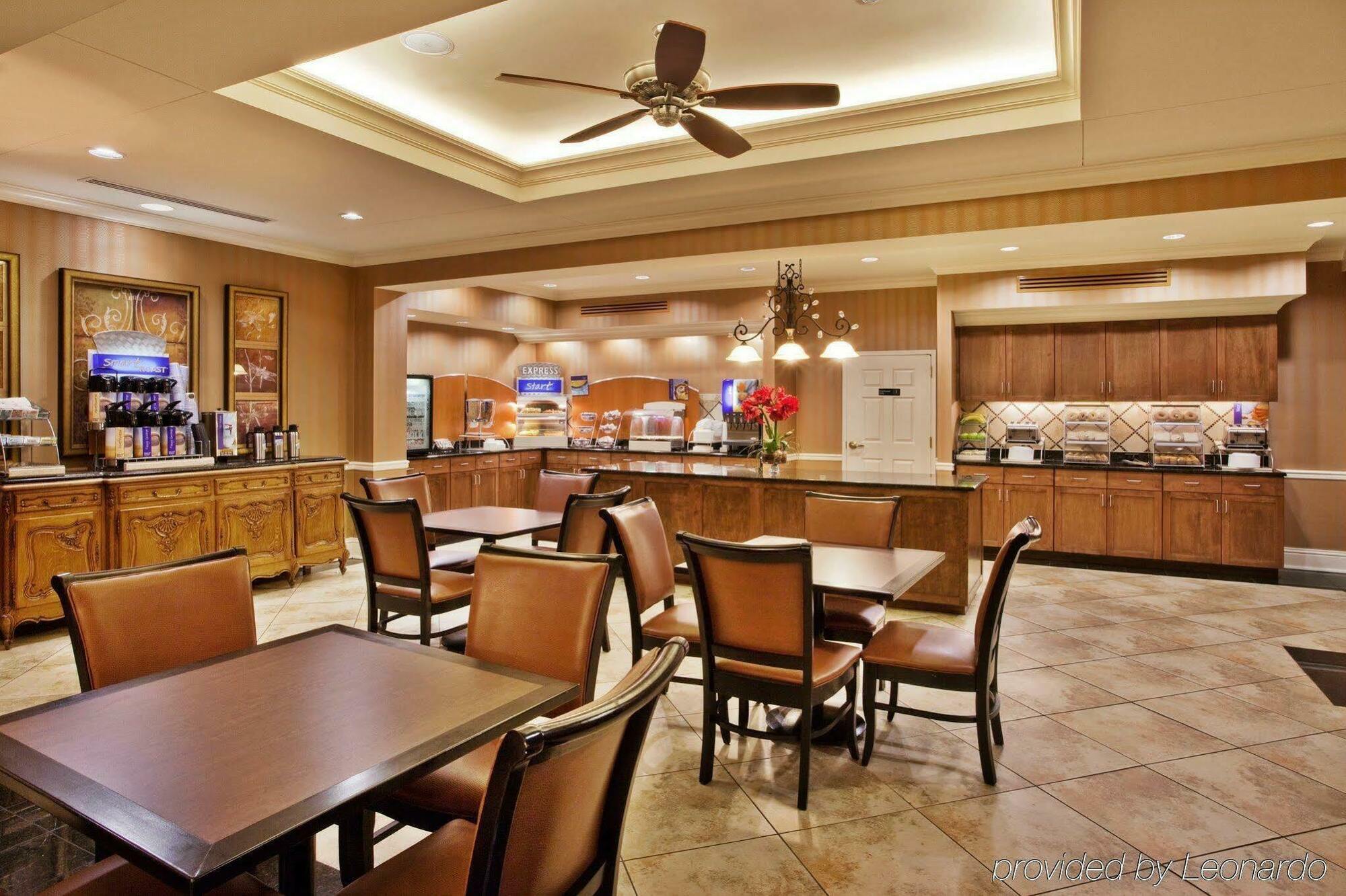 Holiday Inn Savannah Historic District By Ihg Ngoại thất bức ảnh